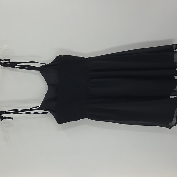Chic Black Dress for Women - Picture 10 of 16